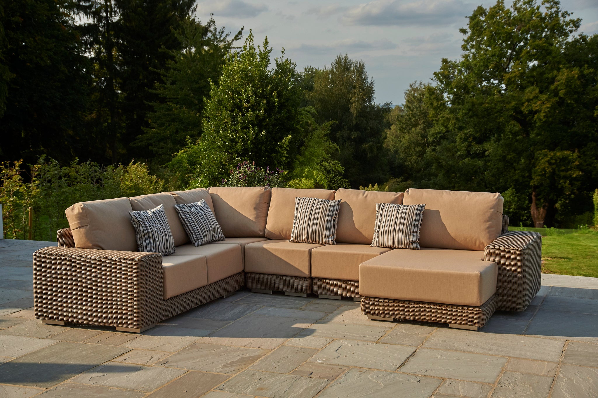 Garden Furniture Spotlight
